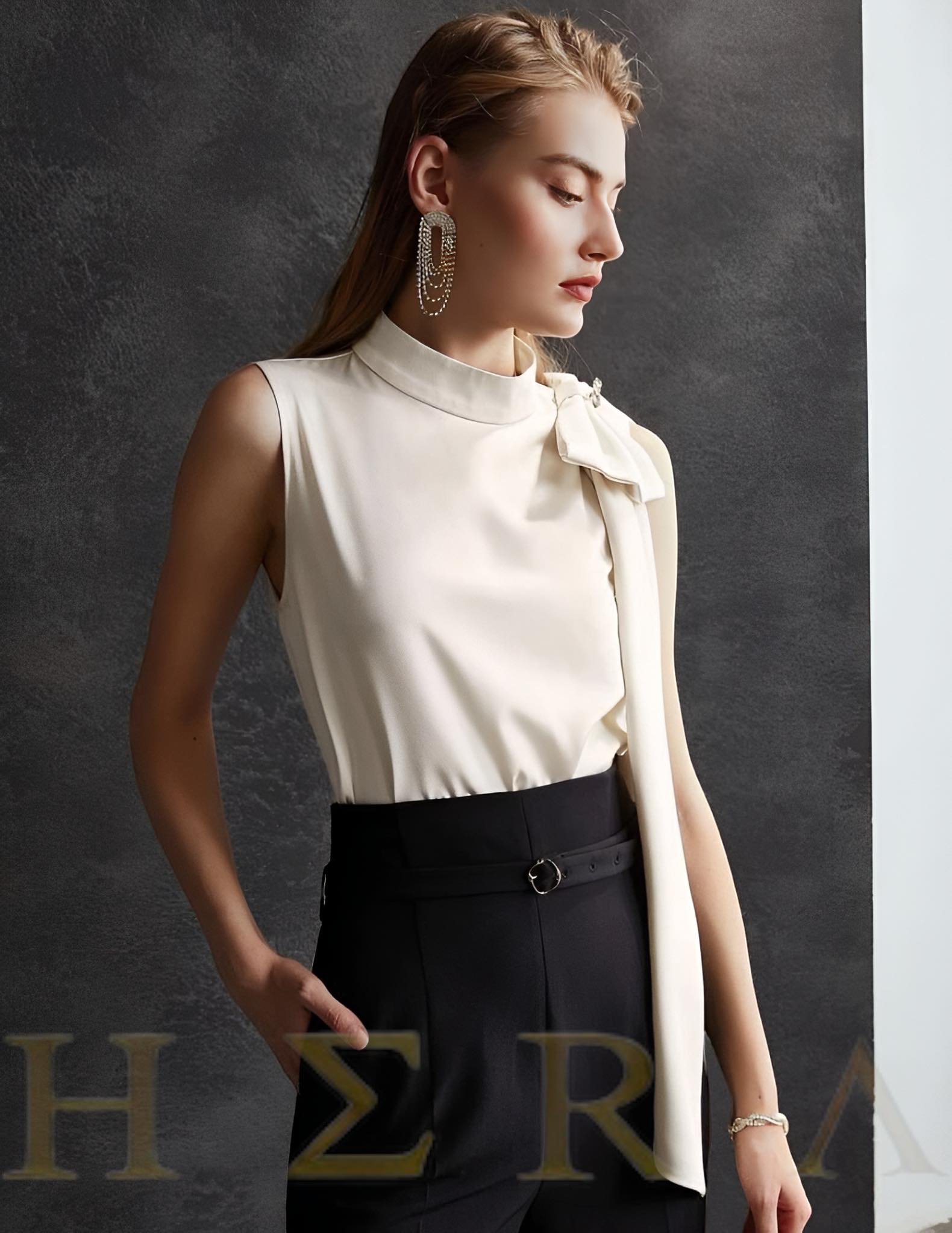 Bow Shoulder Embellished Top - Imagen 2