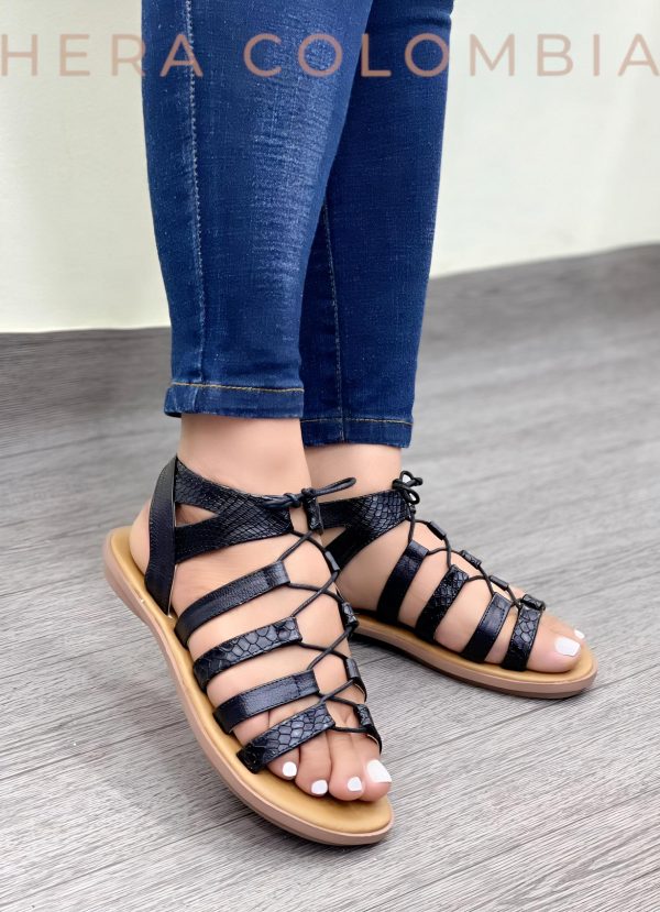 Hermosas sandalias de cuero - Imagen 2